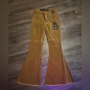 J&B bells size 8